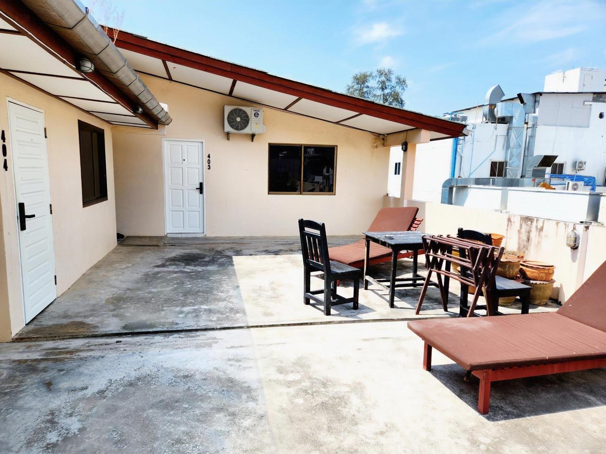 Seatel Phuket, Patong Beach Exterior foto
